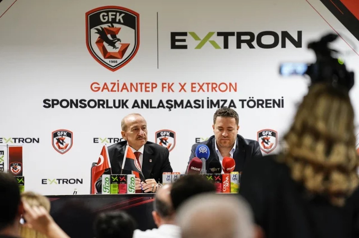Zirve İçecek’ten Extron ile Gaziantep FK İş Birliği: Yeni Sponsorluk Anlaşması Duyuruldu