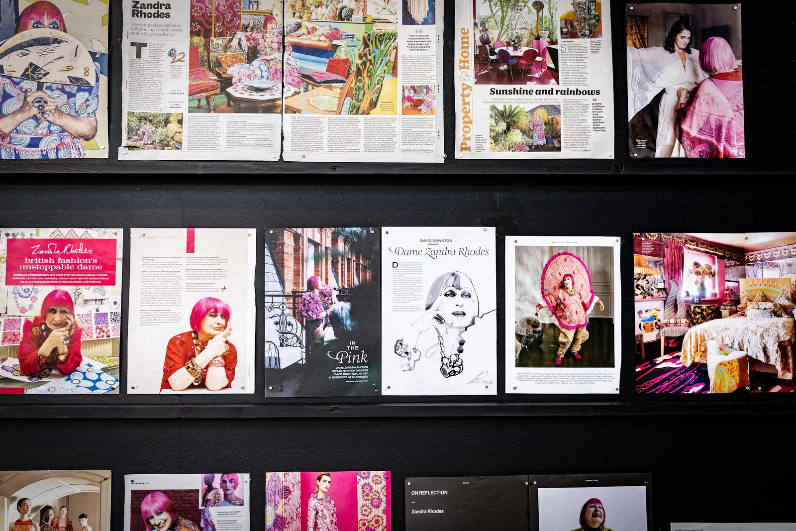 Çok "abartılı" denilerek reddedilen Zandra Rhodes'ın arşivi, moda geleceğini şekillendiriyor