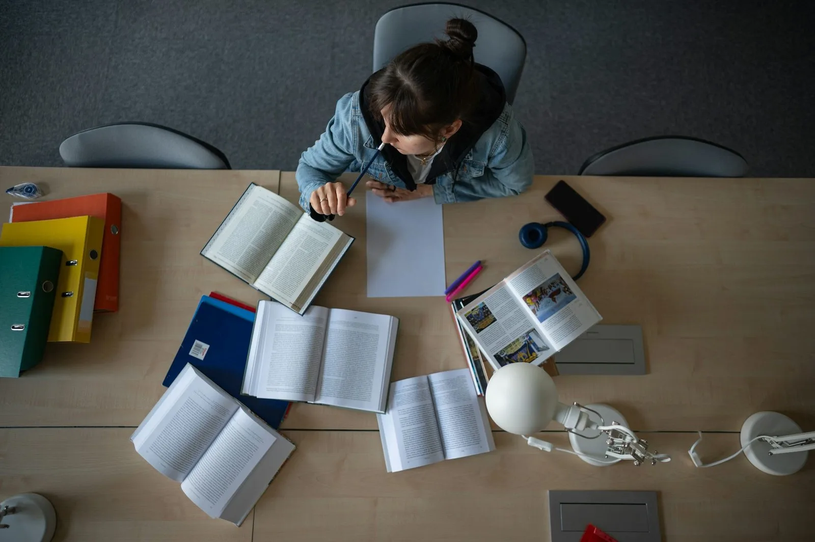 Young people are feeling educational pressure. Fotokut/Shutterstock