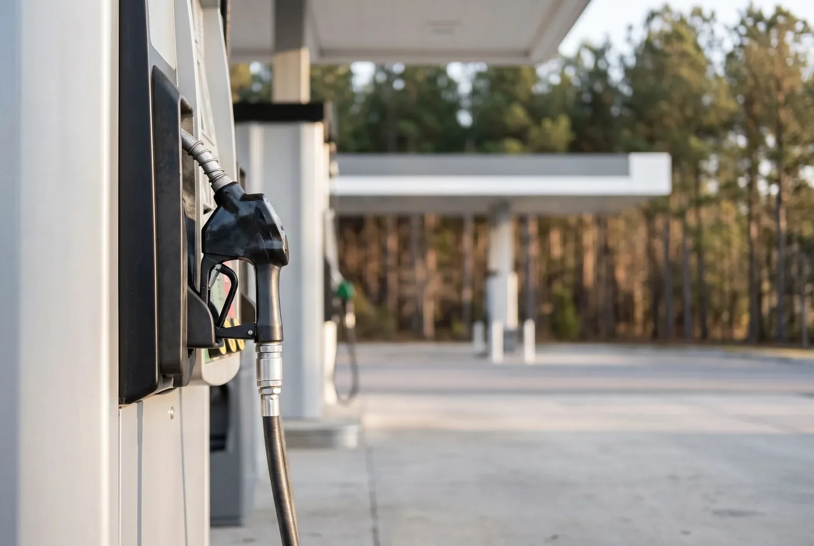 15 states where regular gas costs less than $4 a gallon