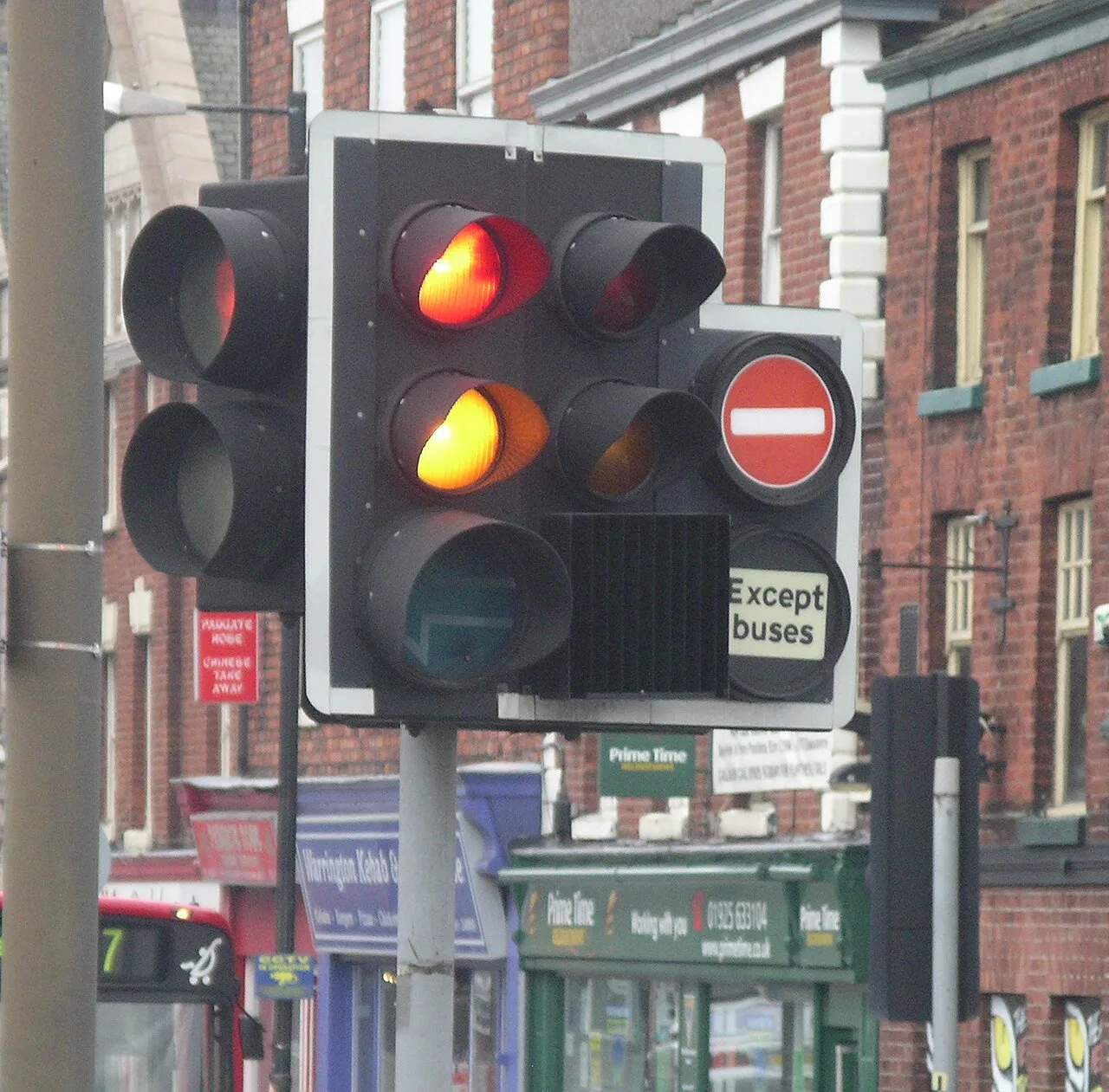 Traffic lights can have several additional lights for filter turns or bus lanes.